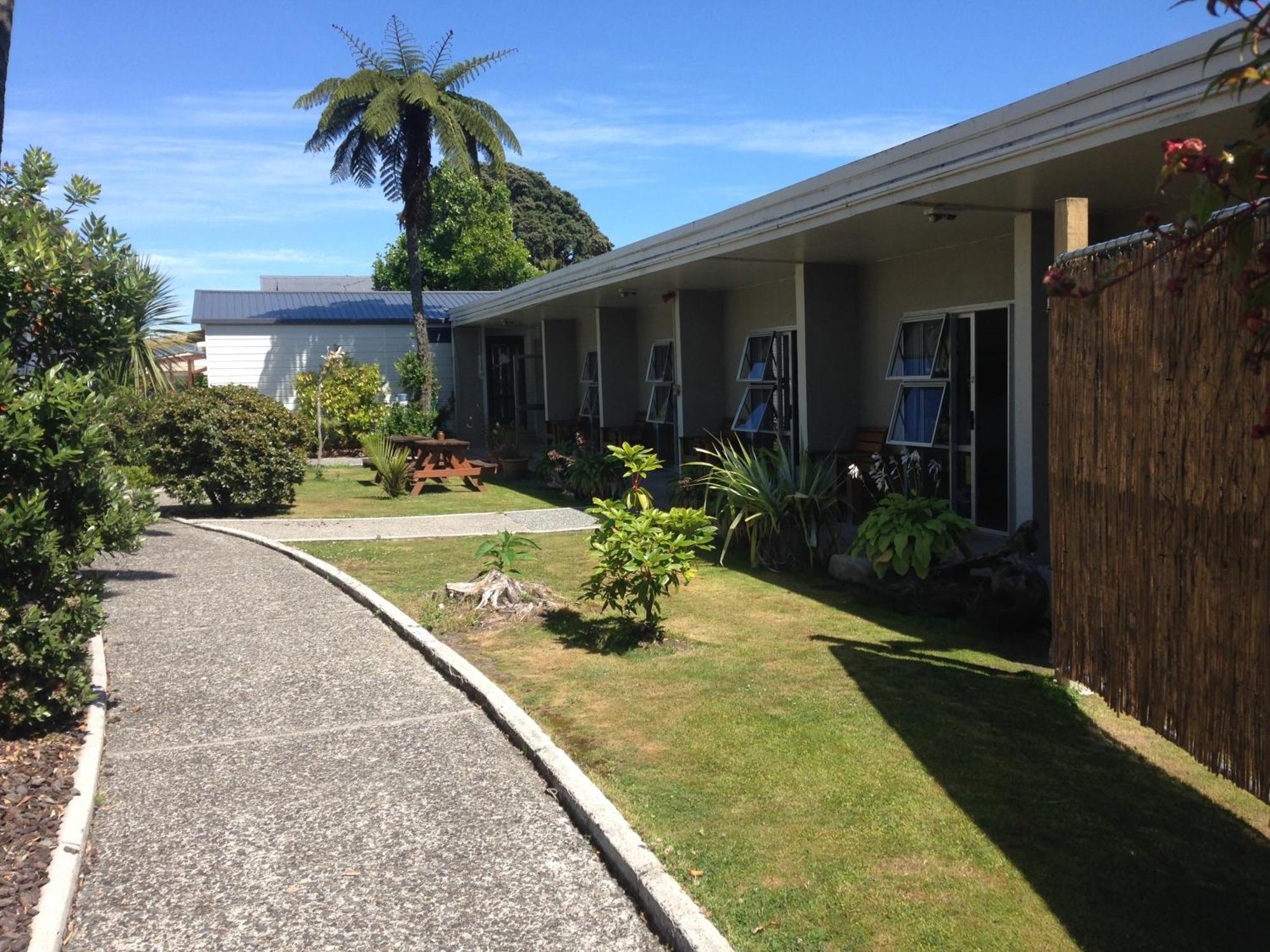 Tripinn Modern Motels & Affordable Accommodation Westport Ruang foto