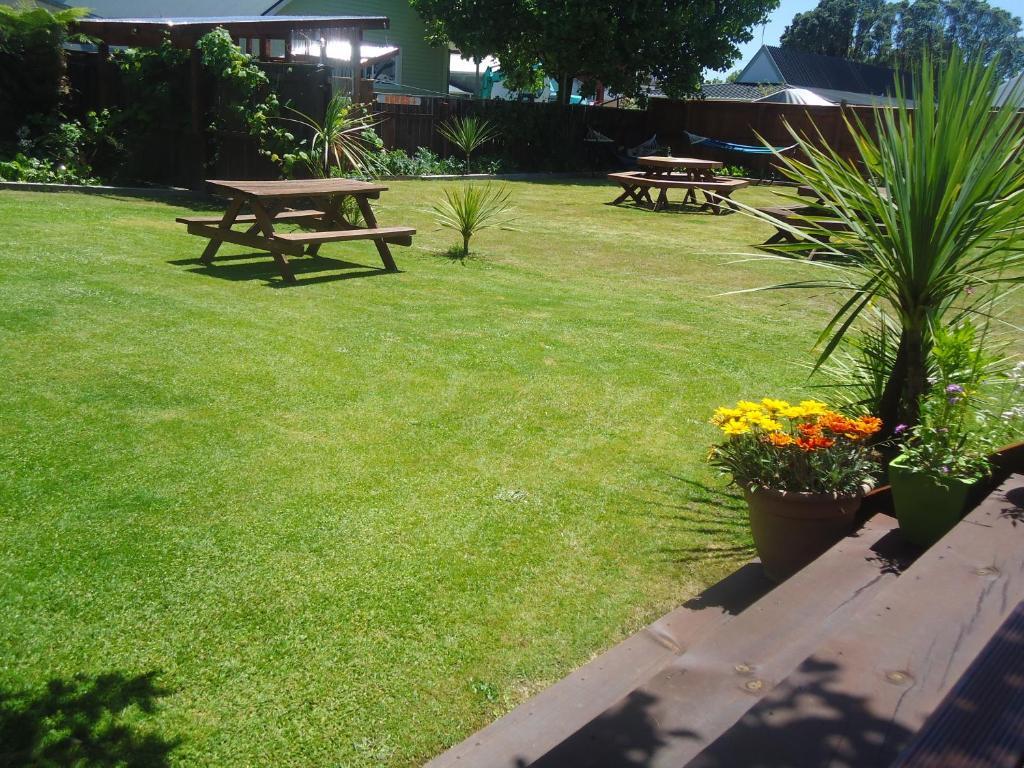 Tripinn Modern Motels & Affordable Accommodation Westport Bagian luar foto